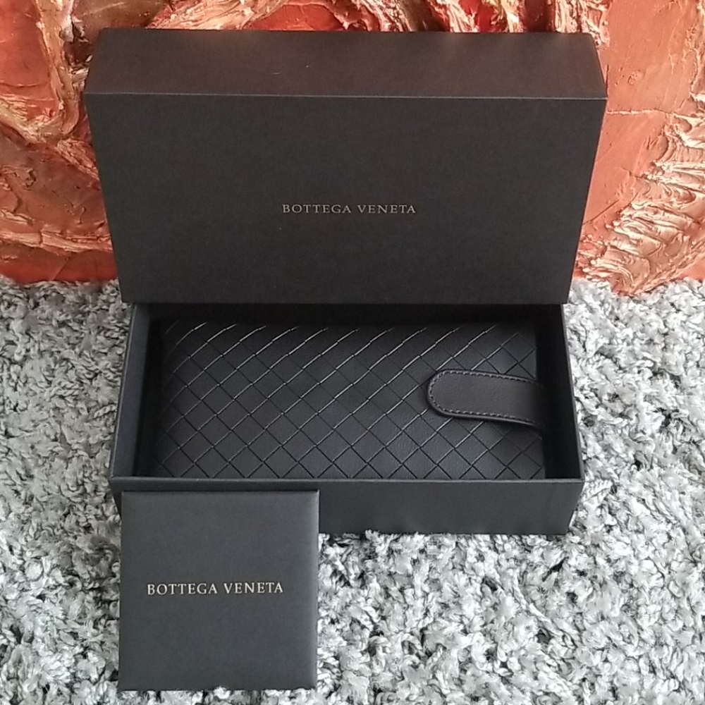 🌸Bottega Veneta Case🌸
